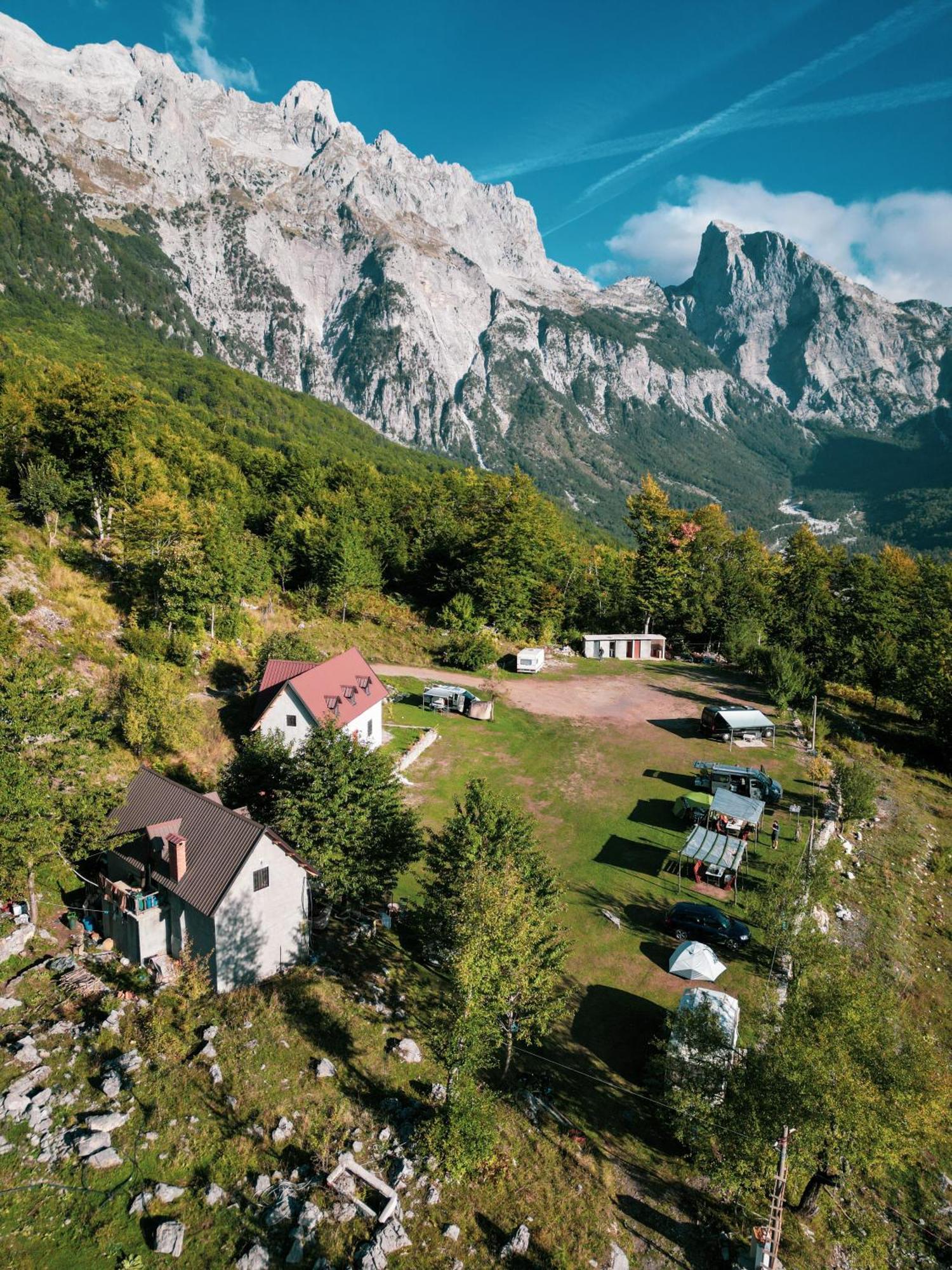 Guesthouse Freskia テス エクステリア 写真